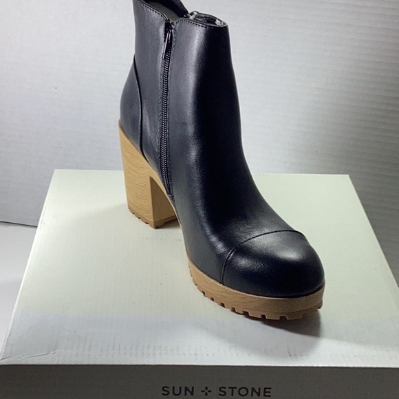 SUN+STONE WOMAN ROWAANP BOOTS - Picture 5 of 6
